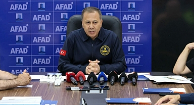 Bakan Yerlikaya: Çanakkale'deki yangında bin hektar alan zarar gördü