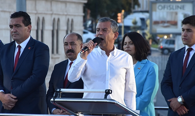 Özgür Özel Sivas mitinginde konuştu