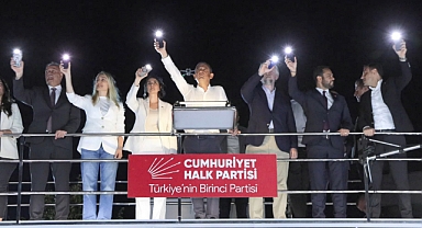 Özgür Özel, Üsküdar'da konuştu