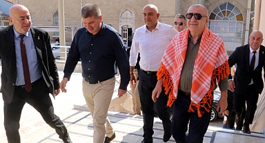 Ümit Özdağ: TBMM'de oluşturulacak komisyona 'Öcalan Komisyonu' diyoruz