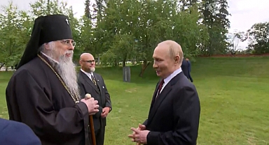 Putin, Alaska'daki Sovyet mezarlarını ziyaret etti