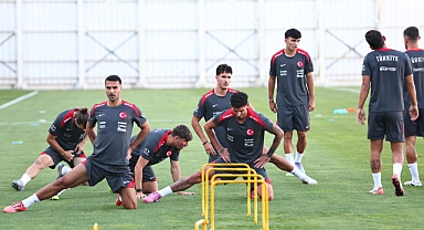 A Milli Futbol Takımı, İspanya maçı hazırlıklarına başladı