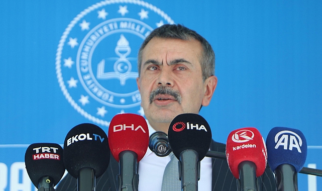 Bakan Tekin: Sınavı kazanamadıkları için öğretmen olamıyorlar