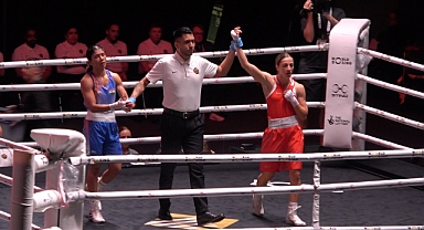 Buse Naz Çakıroğlu, Dünya Boks Şampiyonası'nda yarı finale