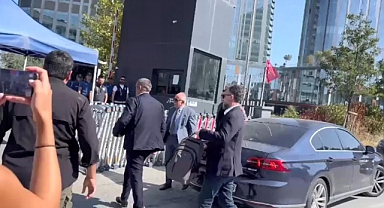 DEM Parti Heyeti'nden Özgür Özel'e ziyaret