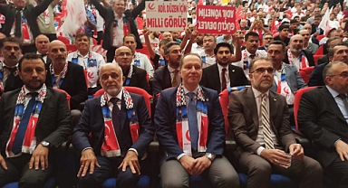 Erbakan: Türkiye milli görüşü arıyor