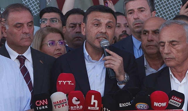 Görevden alınan CHP İstanbul İl Başkanı Özgür Çelik'ten açıklama