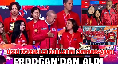 Liseli öğrenciler ödüllerini Cumhurbaşkanı Erdoğan'dan aldı