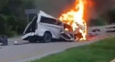 Meksika'da trafik kazası: 15 ölü