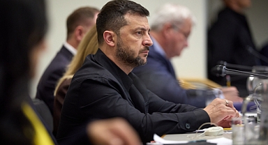 Ukrayna Devlet Başkanı Zelenskiy: Rusya, NATO'yu ihlal ediyor