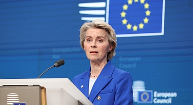 AB Komisyonu Başkanı von der Leyen, Japonya Başbakanı Takaichi ile görüştü