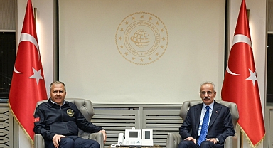 Bakanlar Yelikaya ile Uraloğlu bir araya geldi