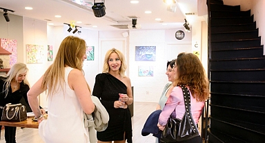 Berna Gencebay’dan ‘Romantizmin Altın Çağı’ sergisi