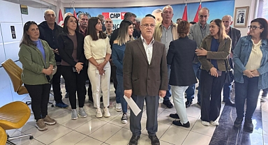CHP yönetimi kendilerini partiye kilitleyip, nöbet başlattı