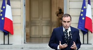 Fransa Başbakanı Lecornu istifa etti!
