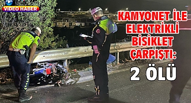 Kamyonet ile elektrikli bisiklet çarpıştı: 2 Ölü