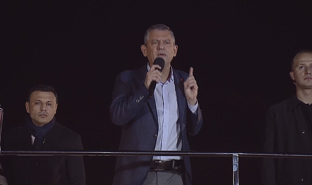 Özgür Özel Sarıyer'de konuştu