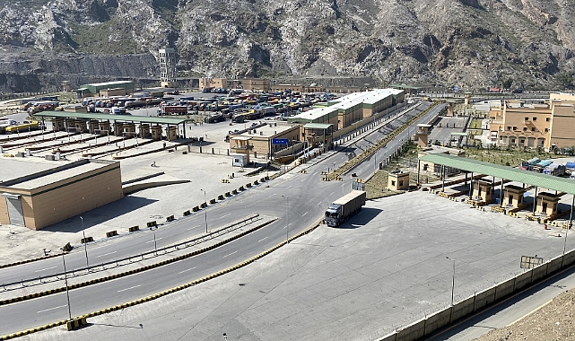 Pakistan-Afganistan çatışmasında geçici ateşkes
