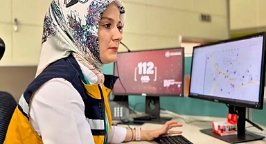 112 personelinin telefonda yönlendirmesi ile eşine doğum yaptırdı