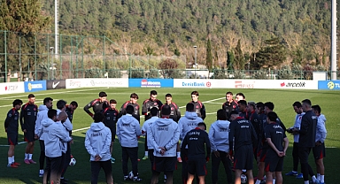 A Milli Futbol Takımı, İspanya maçının hazırlıklarına başladı