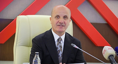 Başarılı üniversite öğrencilerine 3 yılda mezun olma imkanı sağlanacak