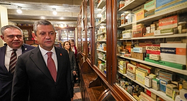 Özgür Özel, Türk Eczacılar Birliği müzesinin açılışını yaptı