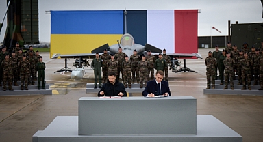 Ukrayna, Fransa’dan 100 Rafale savaş uçağı satın alacak