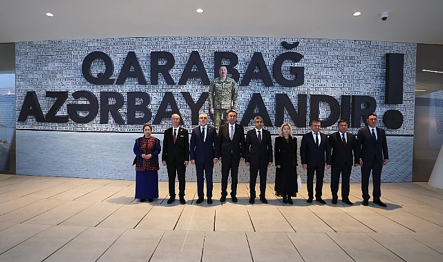 Bakan Işıkhan, Azerbaycan'da