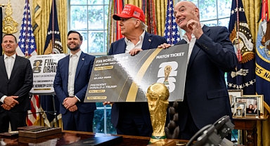 Trump'a ‘FIFA Barış Ödülü’ verildi /