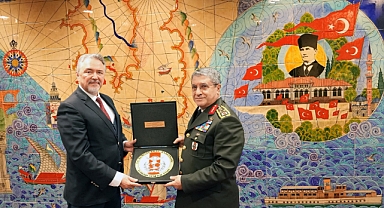 Genelkurmay Başkanı Bayraktaroğlu, Belçika'da