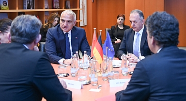 Bakan Ersoy, Almanya Kültür Bakanı Weimer ile bir araya geldi