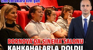 Bornova’da sinema salonu kahkahalarla doldu