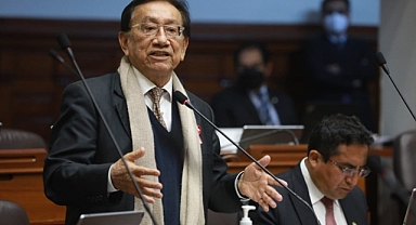 Peru'da Geçici Devlet Başkanı Jose Maria Balcazar oldu