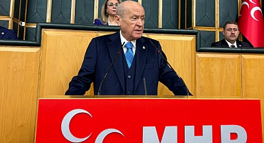 Bahçeli: Türkiye, üzerinde kumar oynanacak bir ülke değil