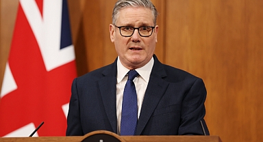 İngiltere Başbakanı Starmer: Çocukları internette güvende tutmak için ne gerekiyorsa yapacağım