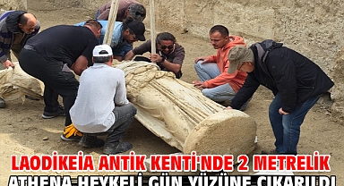 Laodikeia Antik Kenti'nde 2 metrelik Athena heykeli gün yüzüne çıkarıldı