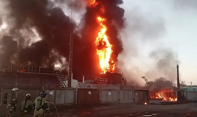 Meksika’da petrol rafinerisinde yangın