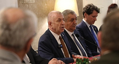 Ümit Özdağ: Mobilya sektöründeki 5 milyar dolarlık ihracat 50 milyar dolara çıkartılmalı