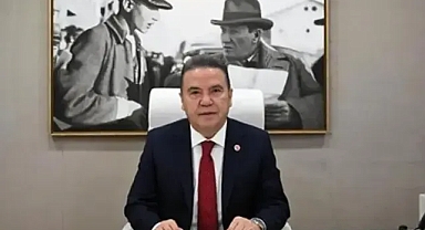Muhittin Böcek’e bir dosyadan ev hapsi