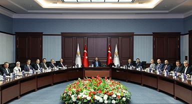 AK Parti'de MYK toplandı