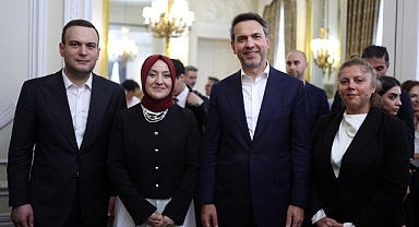 Bakan Bayraktar, Londra’da Sıfır Atık Vakfı Bilgilendirme Toplantısına katıldı