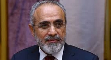 Başdanışman Topçu: Ana muhalefetin kendi iç meşruiyetini tartışır hale gelmesi, demokrasimiz için kayıptır
