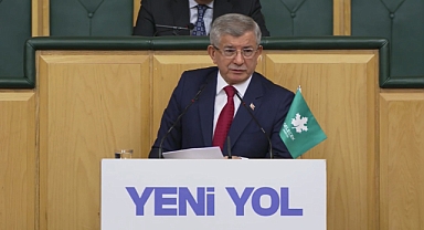 Davutoğlu: Bugün yaşananların hepsi adaleti yerle bir etmektedir