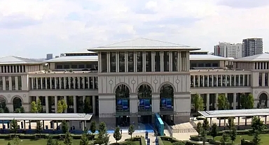 15 Temmuz’un 10’uncu yılında Cumhurbaşkanlığı Külliyesi’nde nöbet tutuldu