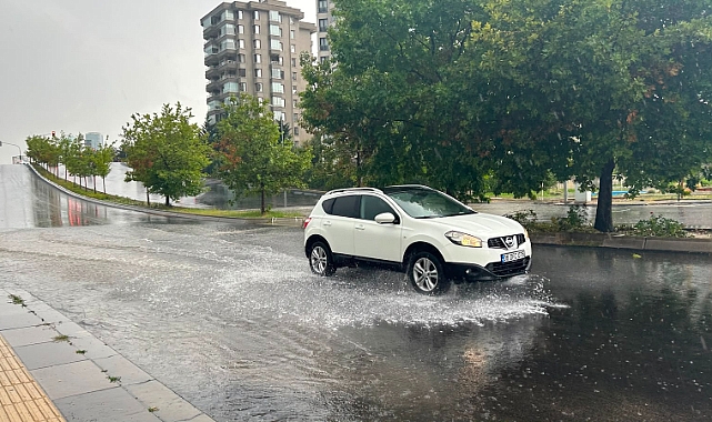 Ankara’da sağanak etkili oldu