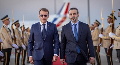 Fransa Cumhurbaşkanı Emmanuel Macron, Suriye'de