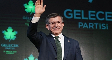 Gelecek Partisi resmen feshedildi