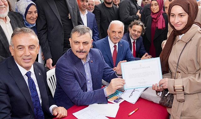 Bakan Çiftci, 'Türkiye Yüzyılı Buluşmaları' kapsamında Ümraniye’yi ziyaret etti
