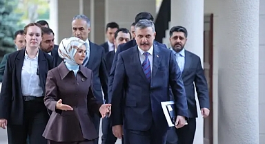 Bakan Çiftçi: Vatandaşın ihtiyacını doğru zamanda ve yerinde ihtiyaçlarını görmekle mükellefiz