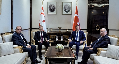 Cumhurbaşkanı Yardımcısı Yılmaz, KKTC Başkanı Üstel ile görüştü